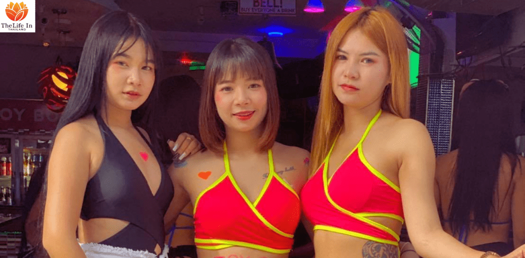 thai women